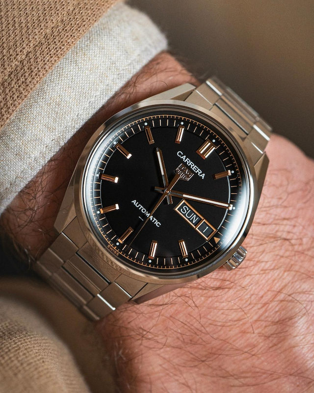 TAG Heuer Carrera Day-Date: Der Bestseller mit neuem Design featured image