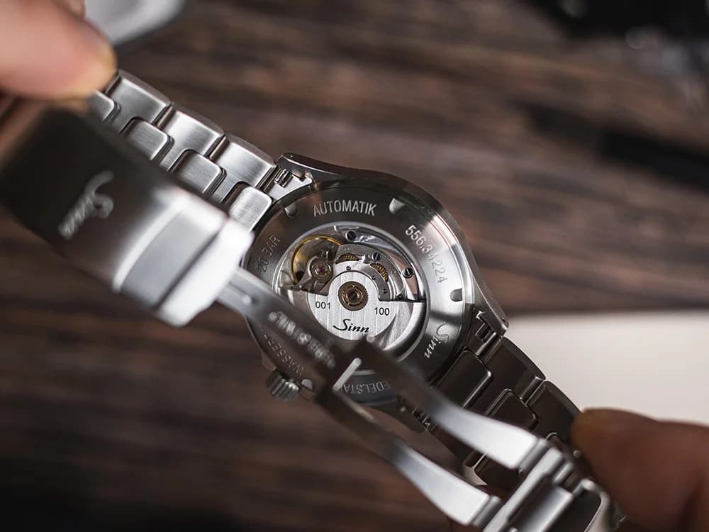 ALTHERR_LIMITED_DOXA_1